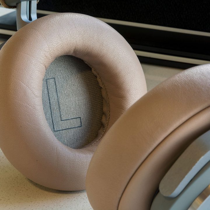 Bang & Olufsen Beoplay H9 Headphones