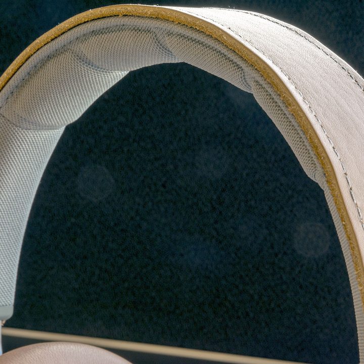 Bang & Olufsen Beoplay H9 Headphones