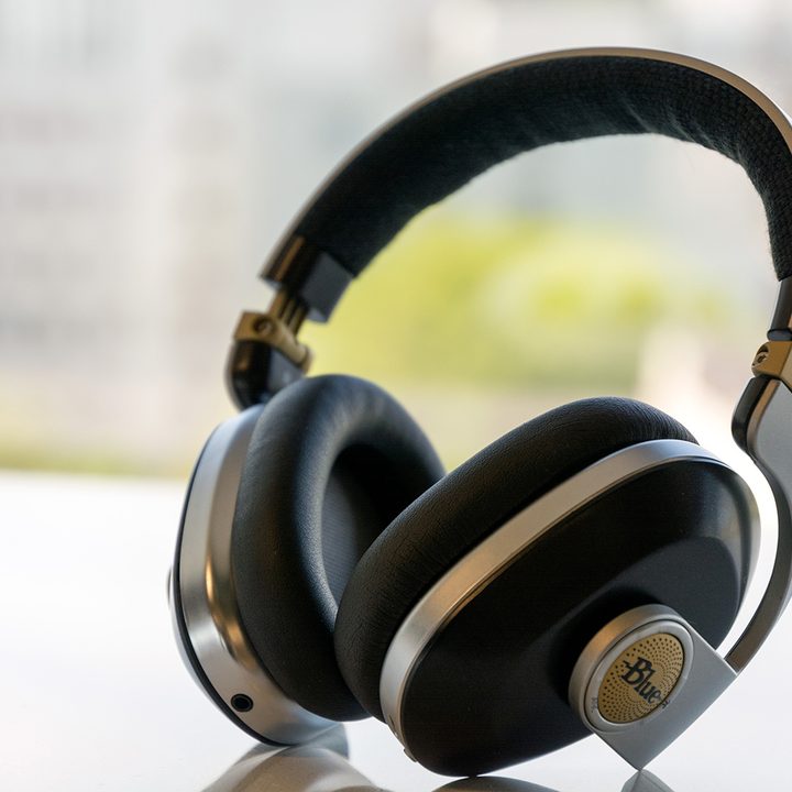 blue satellite wireless noise cancelling headphones review hdphns full4