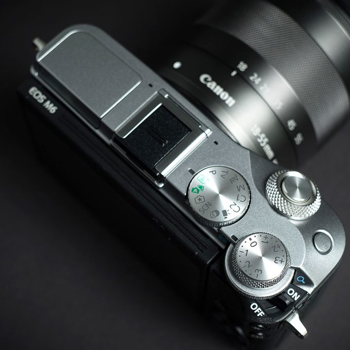 Canon EOS M6
