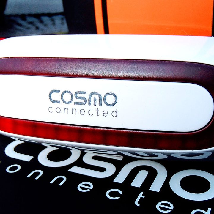 Cosmo Connected Brake Light