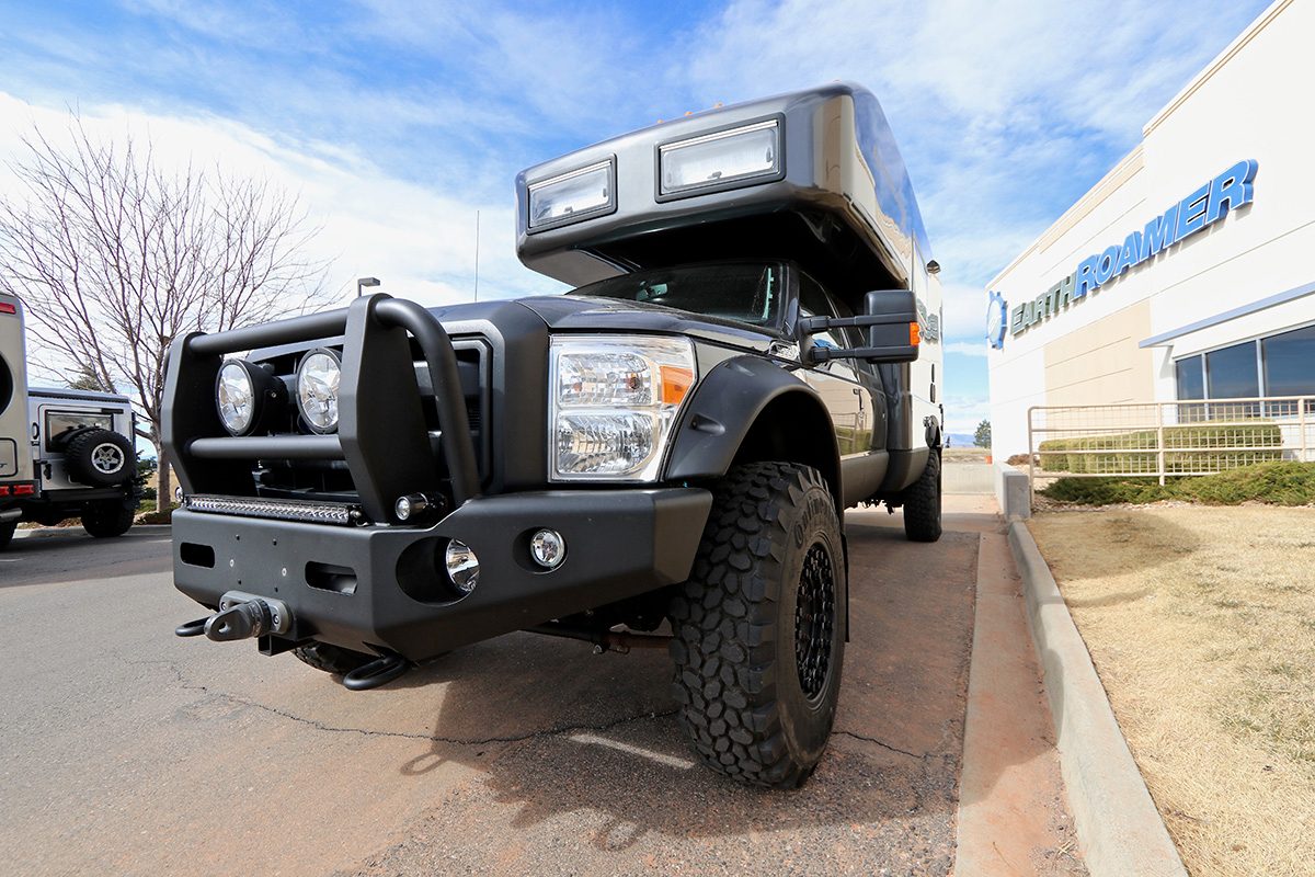 earthroamer xv lts 152 front 3 4 driverresized