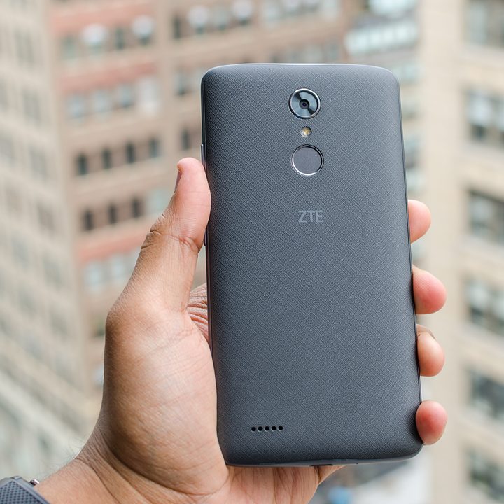 zte max xl review 10