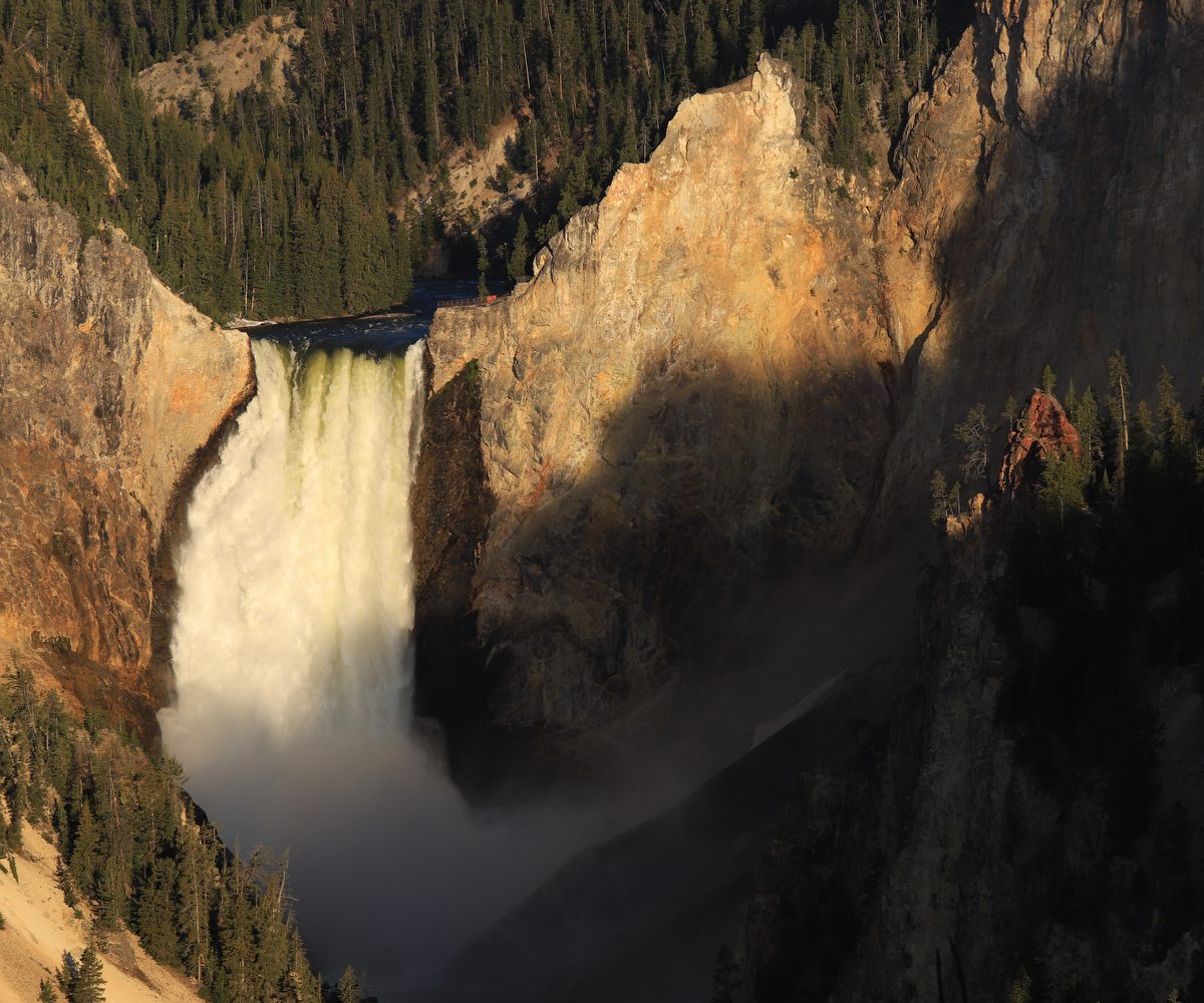 Sample shot of Upper Yellowstone Falls taken on the Canon EOS 6D Mark II at Yellowstone National Park