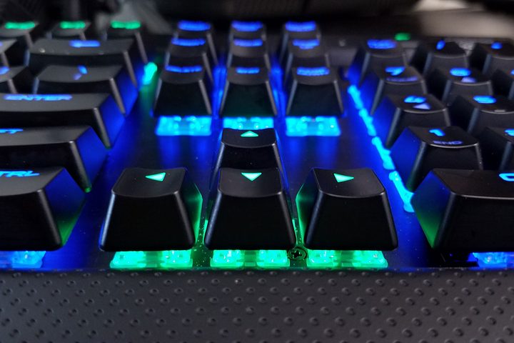 Corsair K70