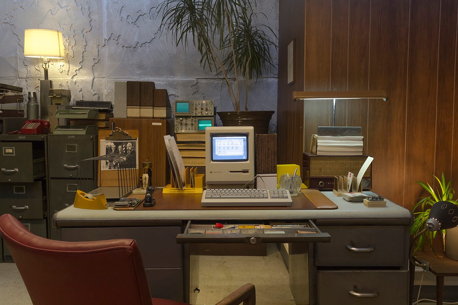 artist turns office replica ais birthplace img 0091