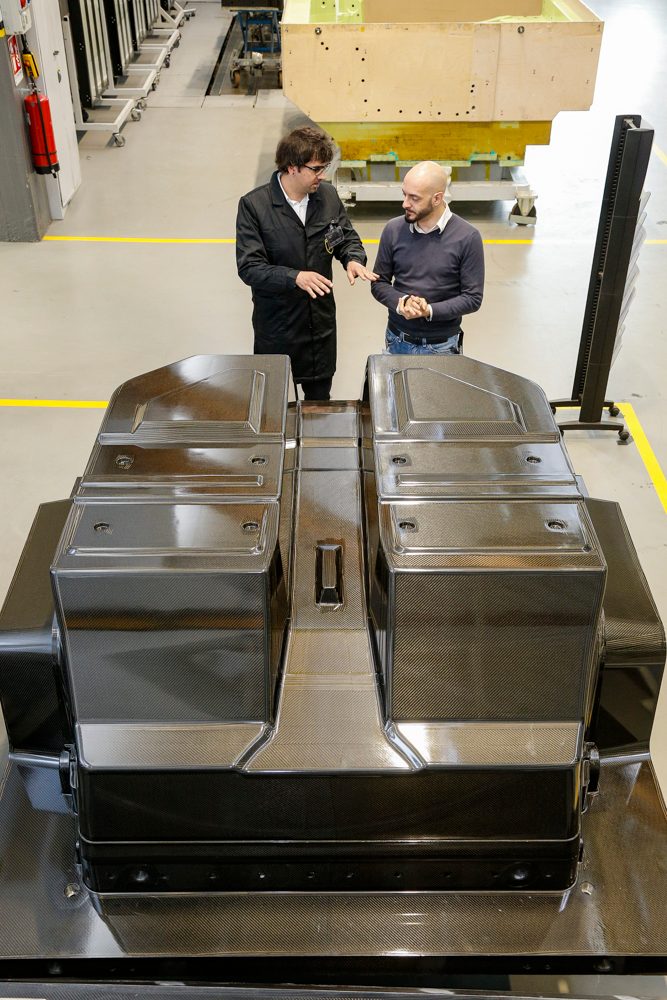 lamborghini carbon fiber production 06753