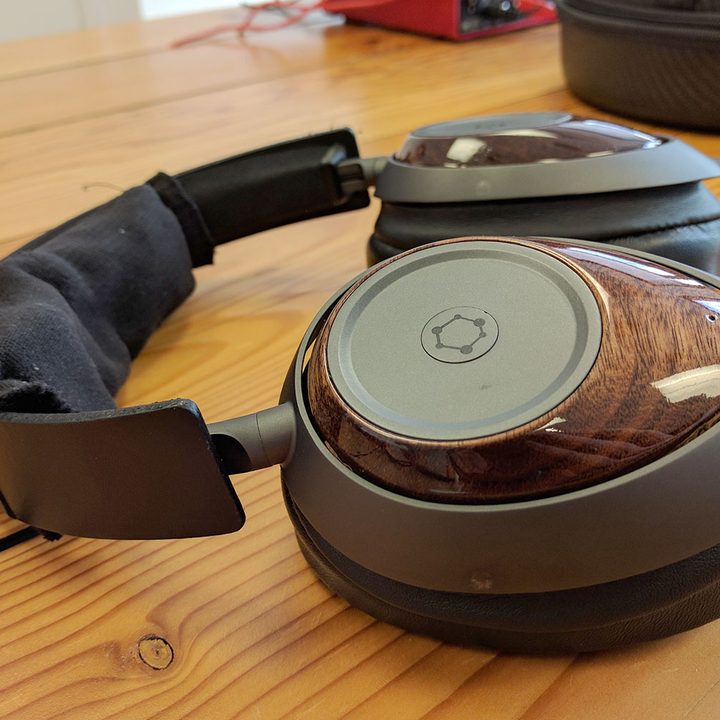 Ora GrapheneQ headphones