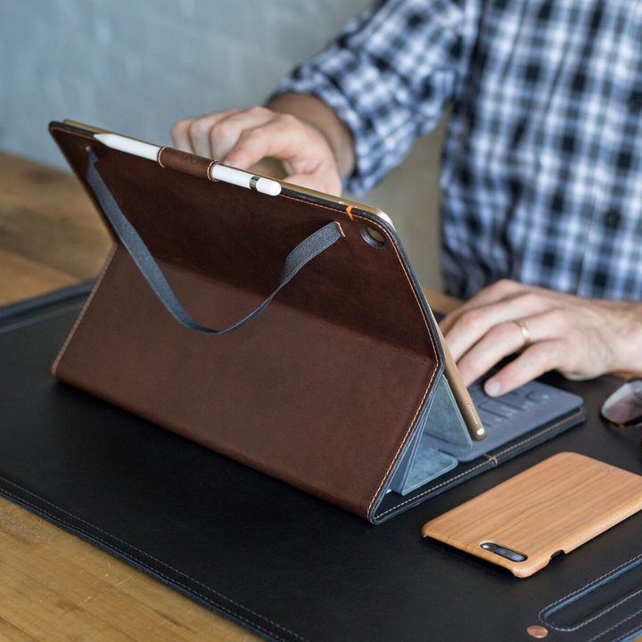 Pad & Quill Oxford Case