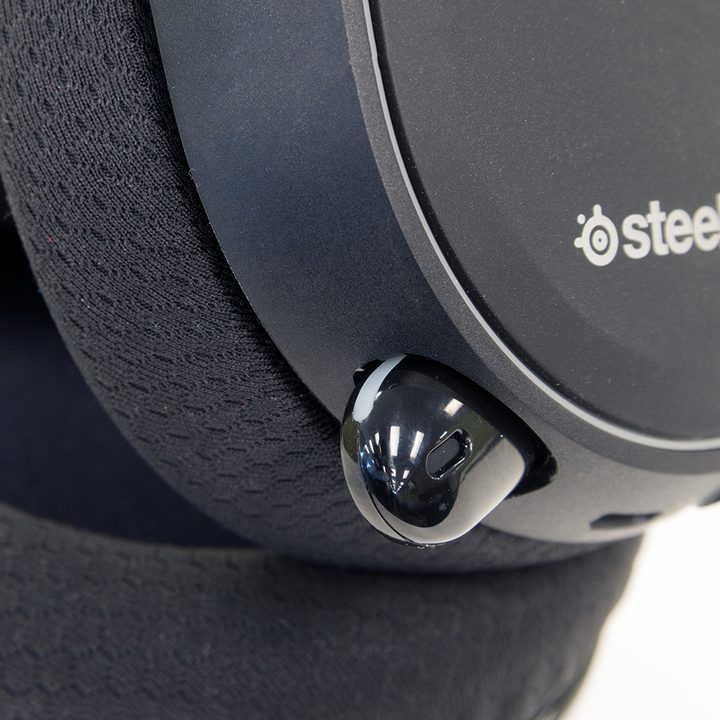 SteelSereis-Arctis-7-mic-in