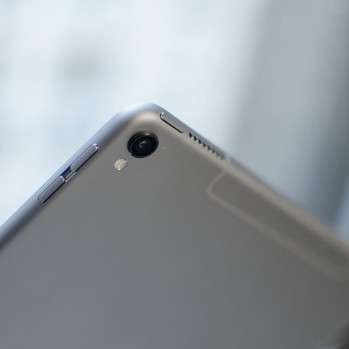 apple ipad pro 10 5 review rear camera