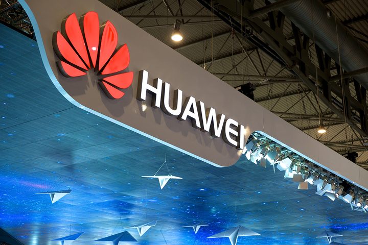 Huawei flagship at AT&T