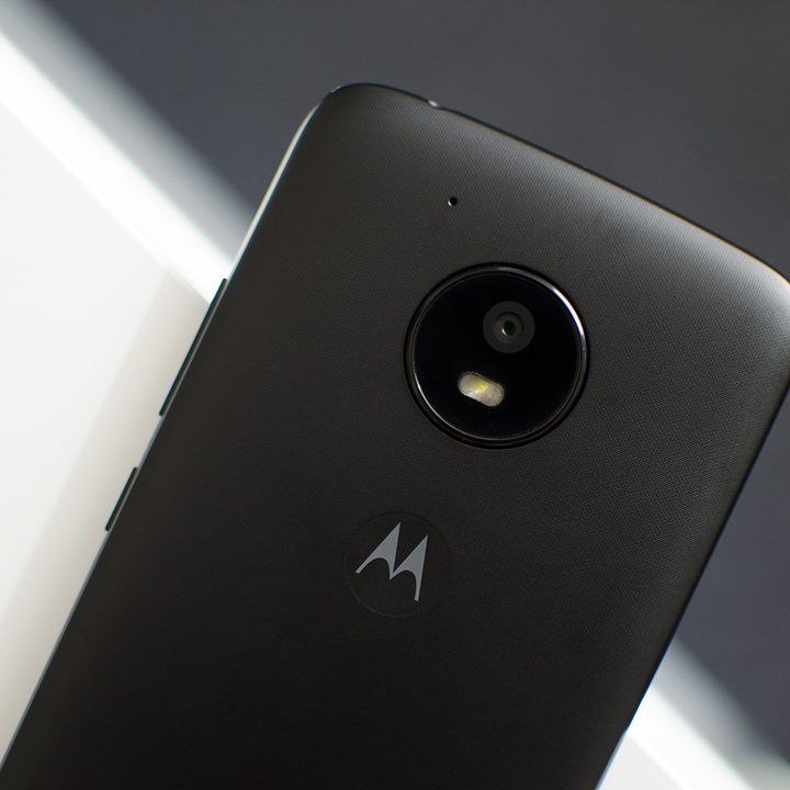 Moto E4 camera