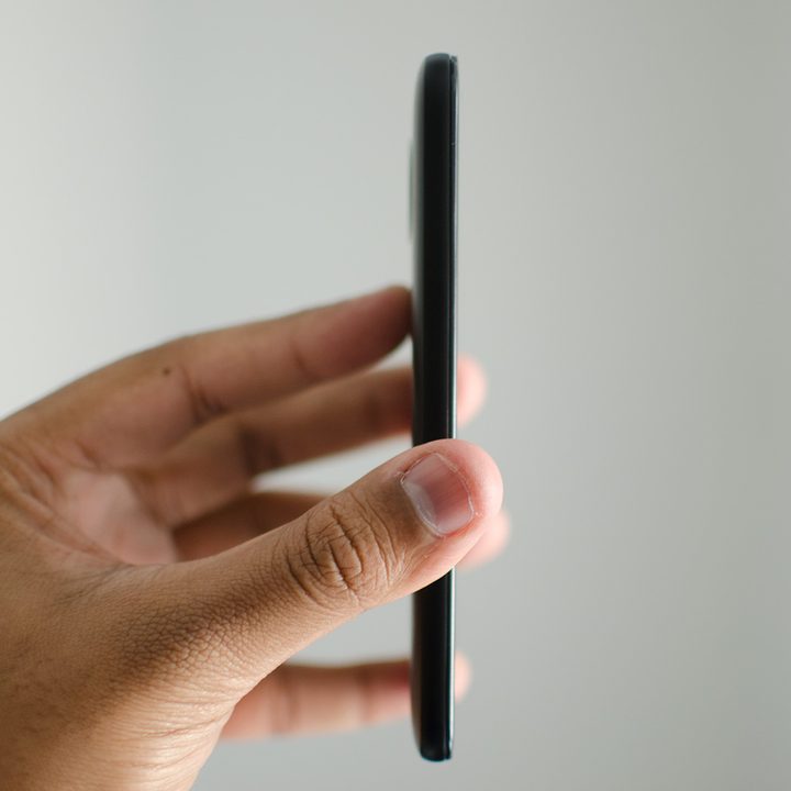 Moto E4 side view