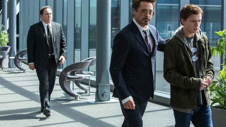 spider man homecoming review iron man