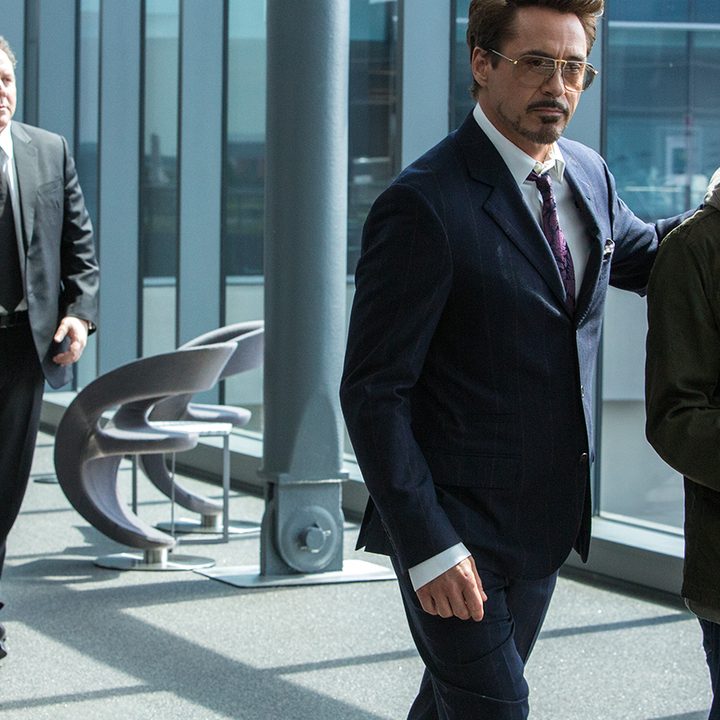 spider man homecoming review iron man