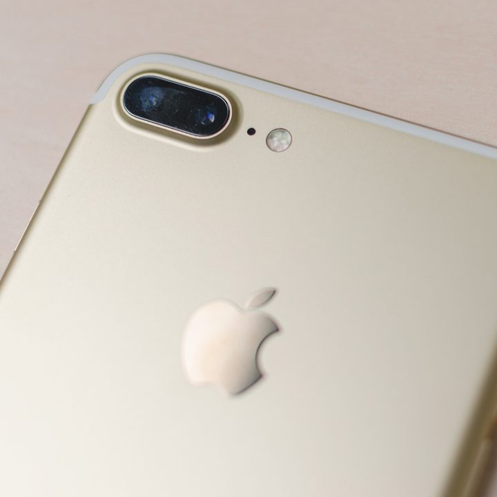 weekly rewind iphone camera bump