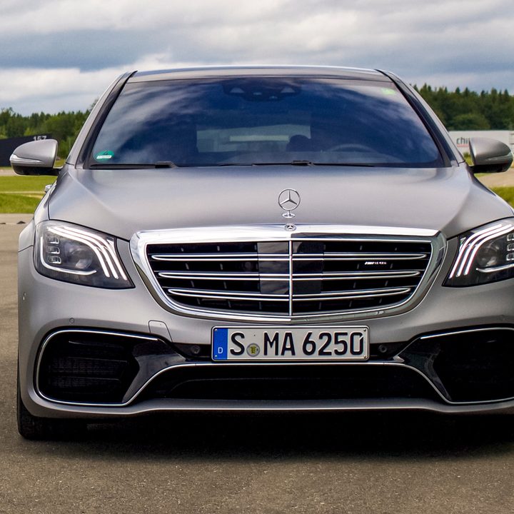 2018 Mercedes AMG S 63 straight on shot front