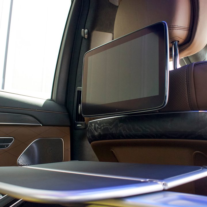 2018 Mercedes AMG S 63 back seat fold out tray and infotainment module