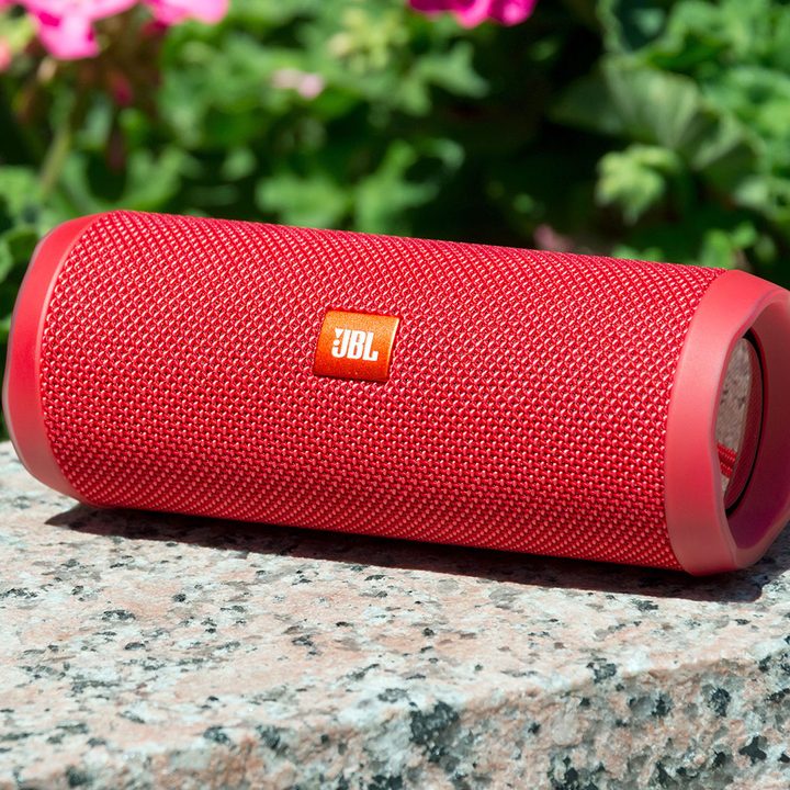 JBL Flip 4 bluetooth speaker