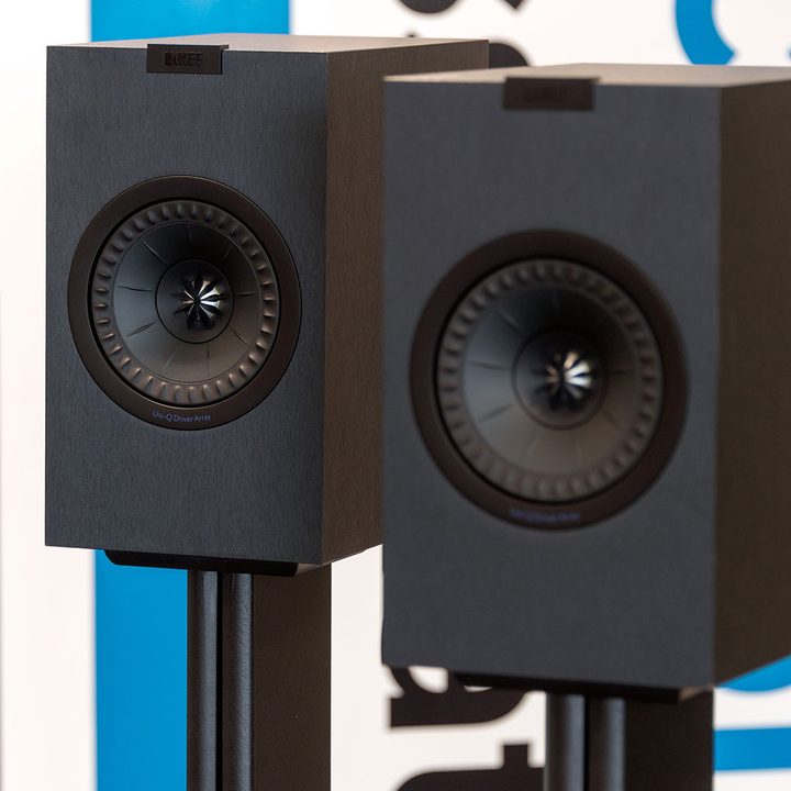 KEF Q150 bookshelf speaker REVIEW FRONTSSF