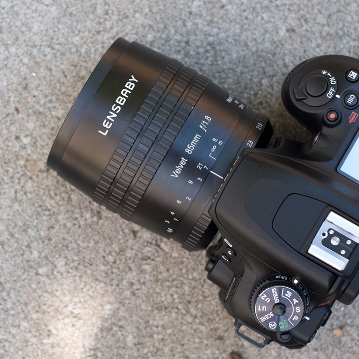 Lensbaby Velvet 85 hero