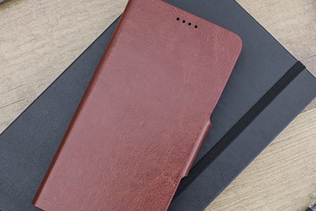 Olixar Leather-Style Wallet Case