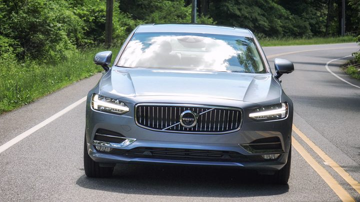 digital trends car awards best luxury car 2017 volvo s90