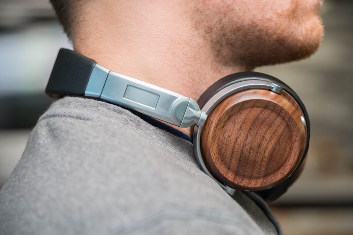 Even Headphones H2 on neck