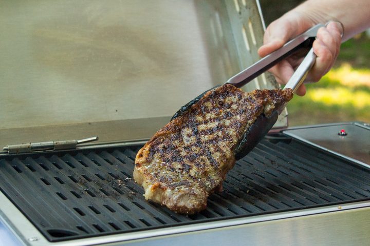 Kenyon City Grill steak close
