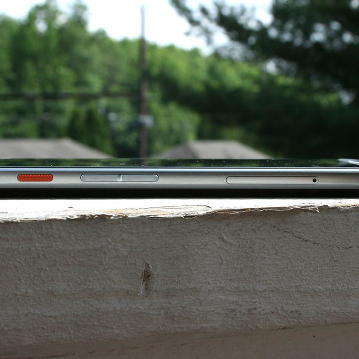 LG Venture X phone side