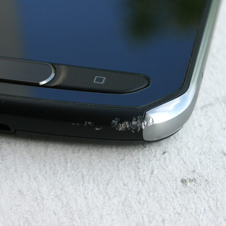 LG Venture X corner scratches