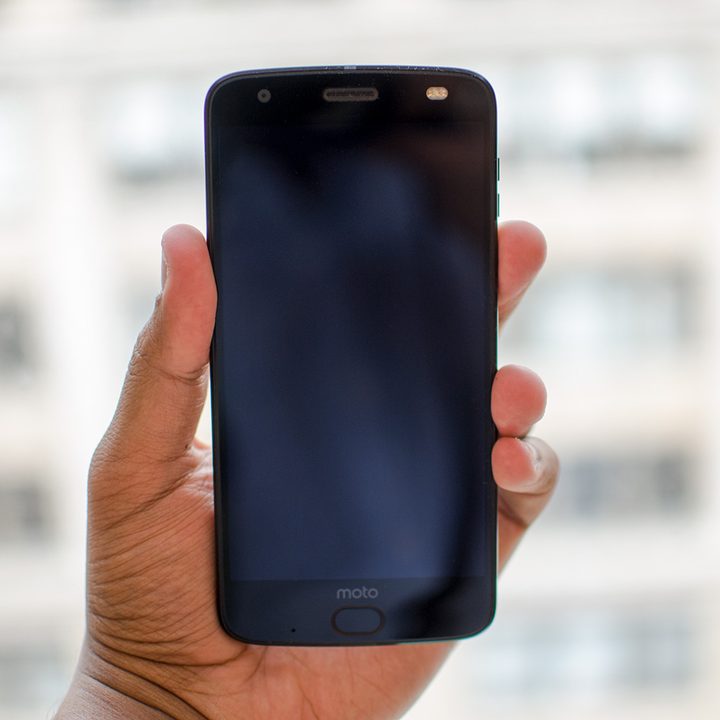 Moto Z2 Force hands-on review screen off