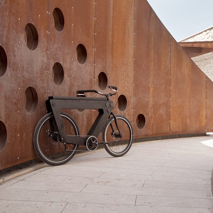 Revo wooden bench bike