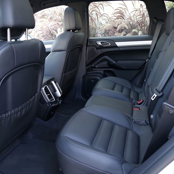 2017 Porsche Cayenne S E-Hybrid Review