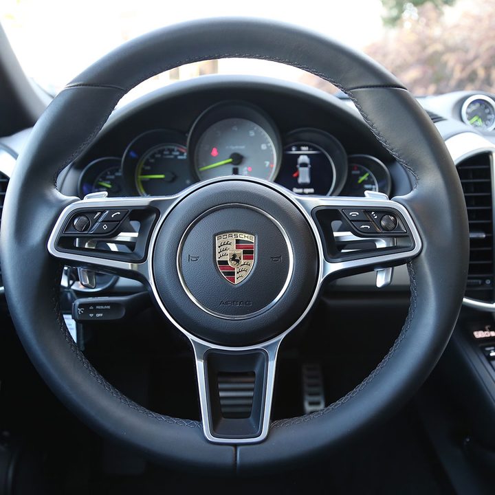 2017 Porsche Cayenne S E-Hybrid Review