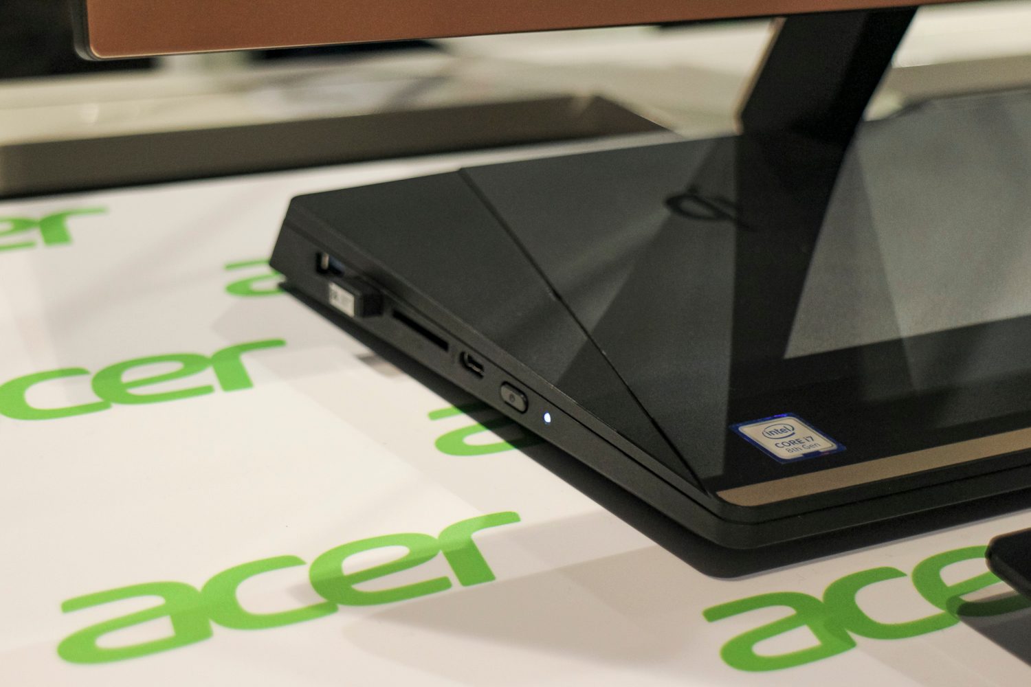 acer announces new laptop lineup at ifa 2017 aspire s24 ifa2017 14271