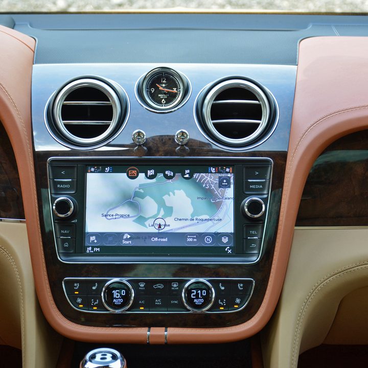 2017 bentley bentayga review bently 14043
