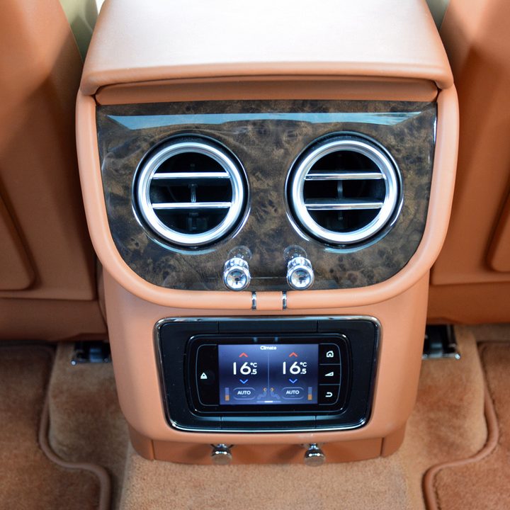 2017 bentley bentayga review bently 14049
