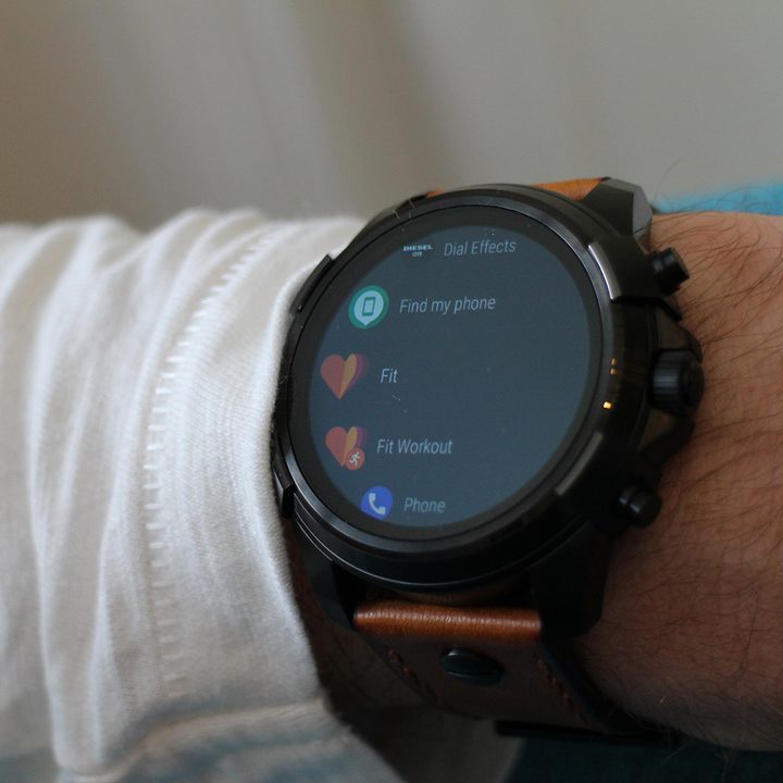 Diesel On Full Guard Smartwatch scroll