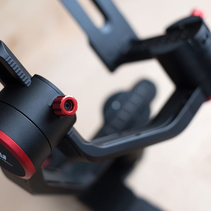 Feiyutech a2000 gimbal review side 2