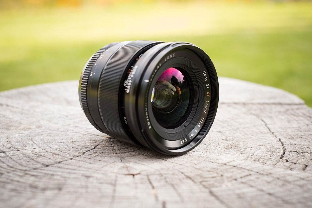 Fujifilm XF 16mm F14 R WR review lens front