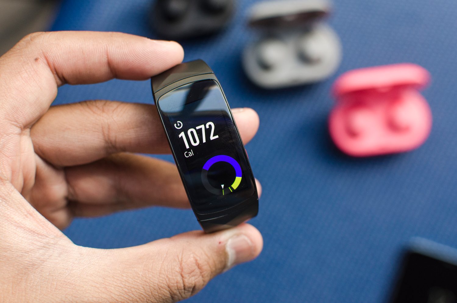 samsung unveils gear sport fit2 pro 14221
