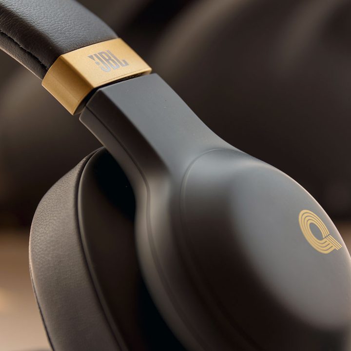 JBL E55 BT Quincy Edition review kit
