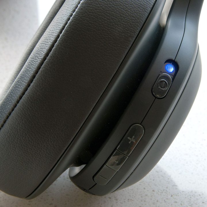 JBL E55 BT Quincy Edition review kit