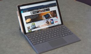 lenovo-thinkpad-x1-tablet-versus-the-microsoft-surface-pro