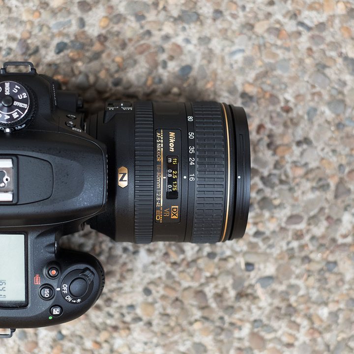 Nikon AF S DX Nikkor 16 80mm review top full