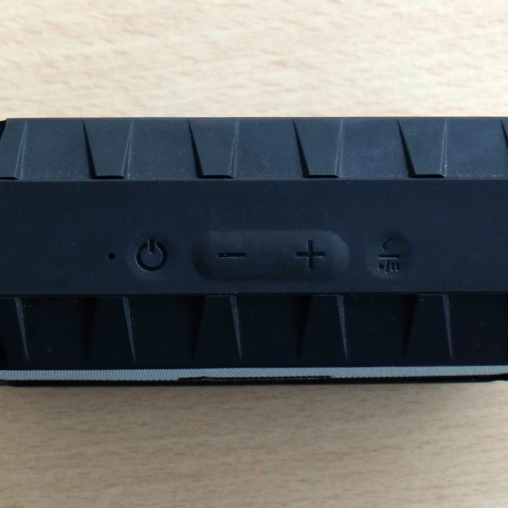 Soundcast VG1