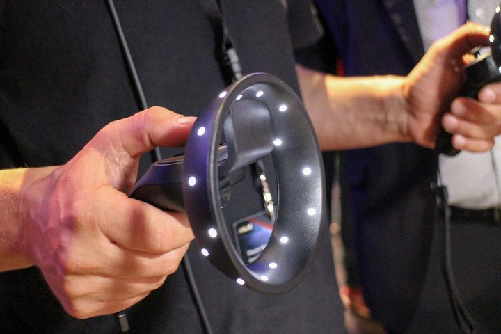 Windows Mixed Reality controllers on