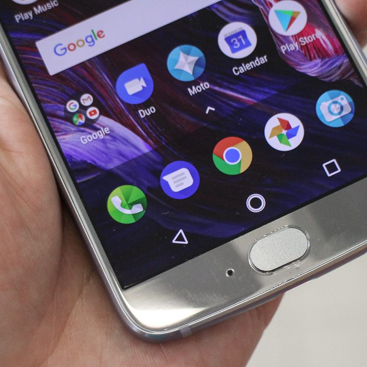 moto x4 hands on review home button